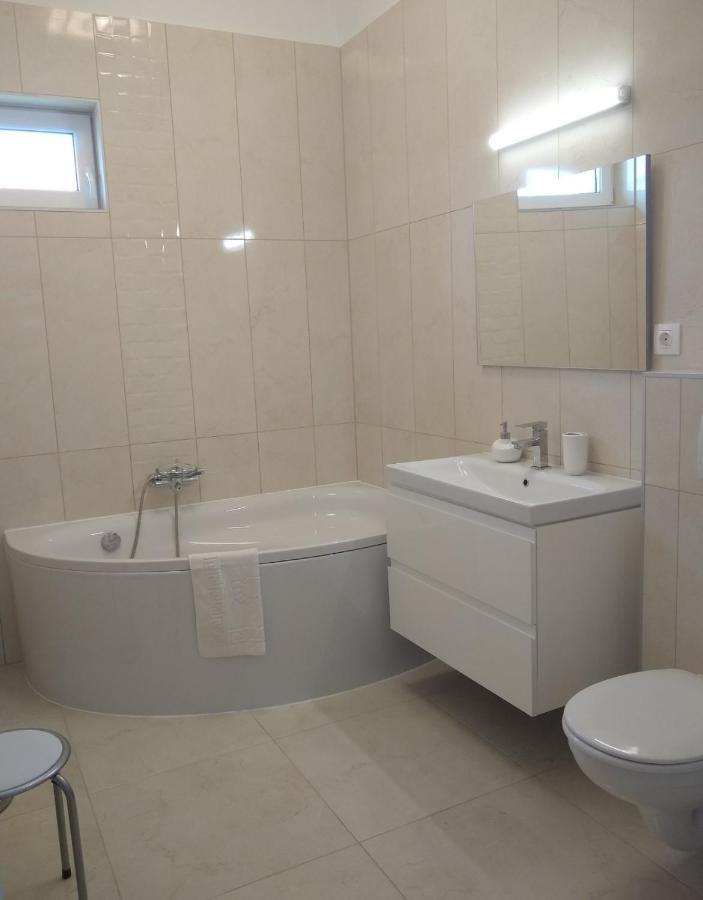 Tandem Apartman Kapolnasnyek ภายนอก รูปภาพ